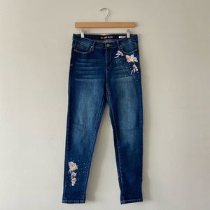 Anne Klein Floral Embroaided Jeans